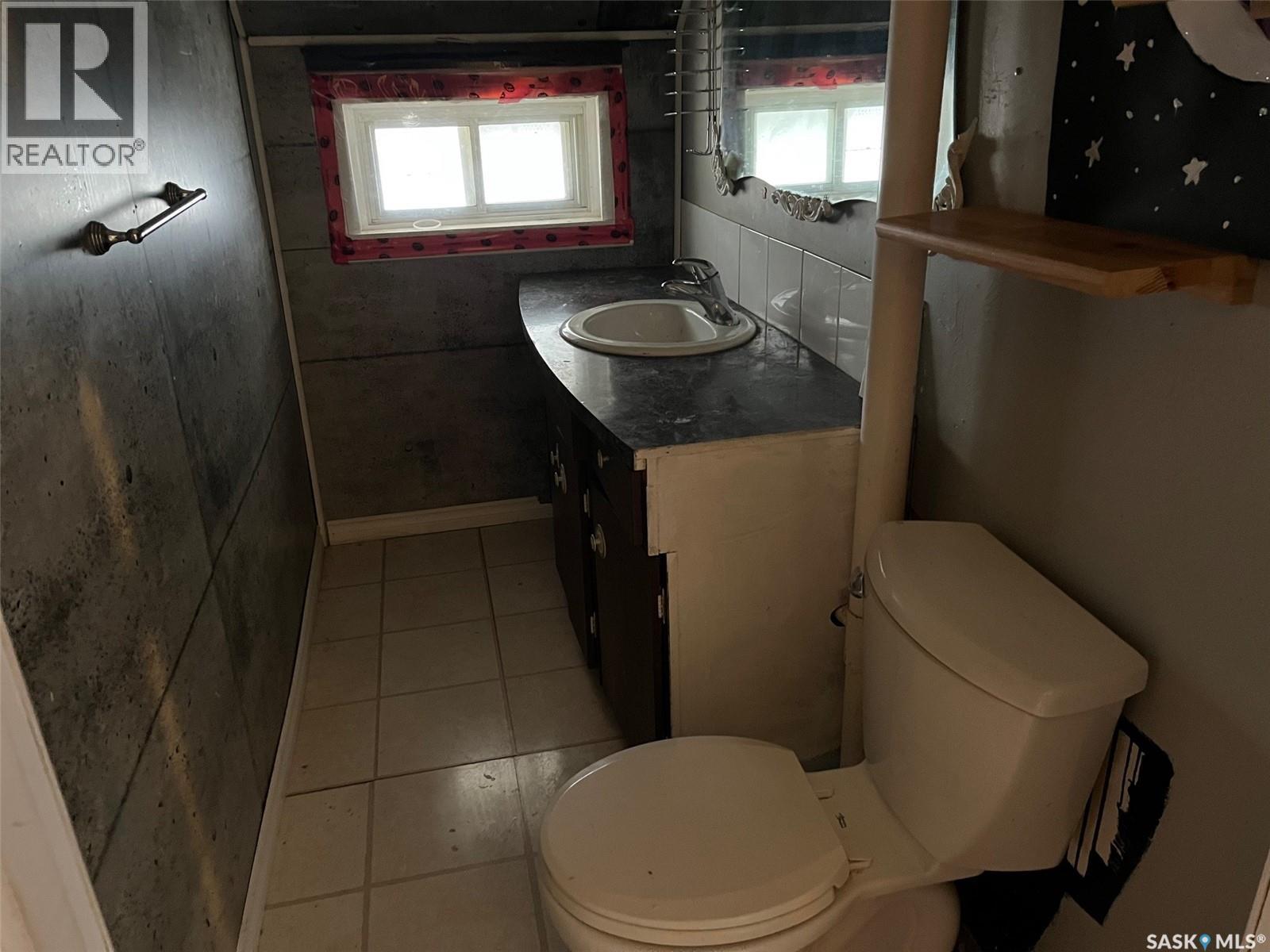 138 1st Avenue E, Montmartre, Saskatchewan  S0G 3M0 - Photo 17 - SK032936