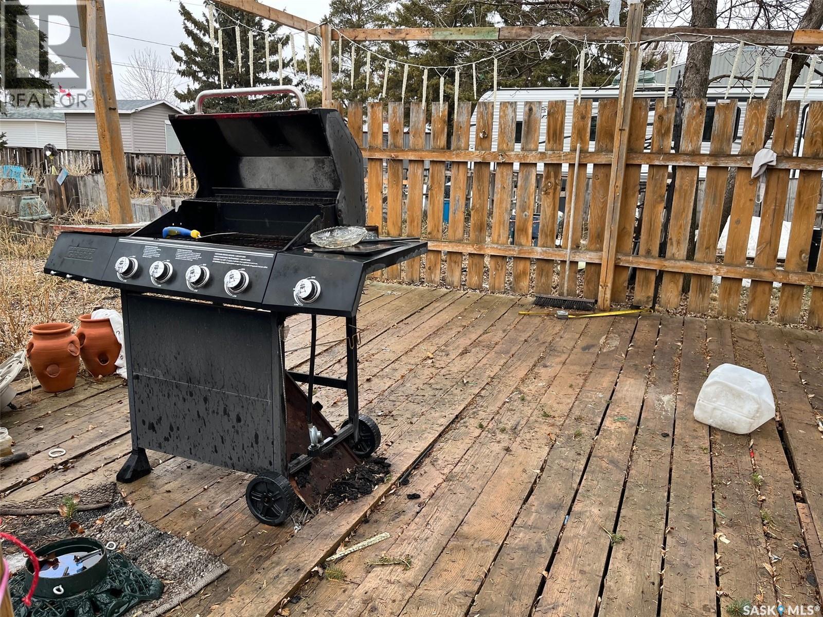 138 1st Avenue E, Montmartre, Saskatchewan  S0G 3M0 - Photo 23 - SK032936