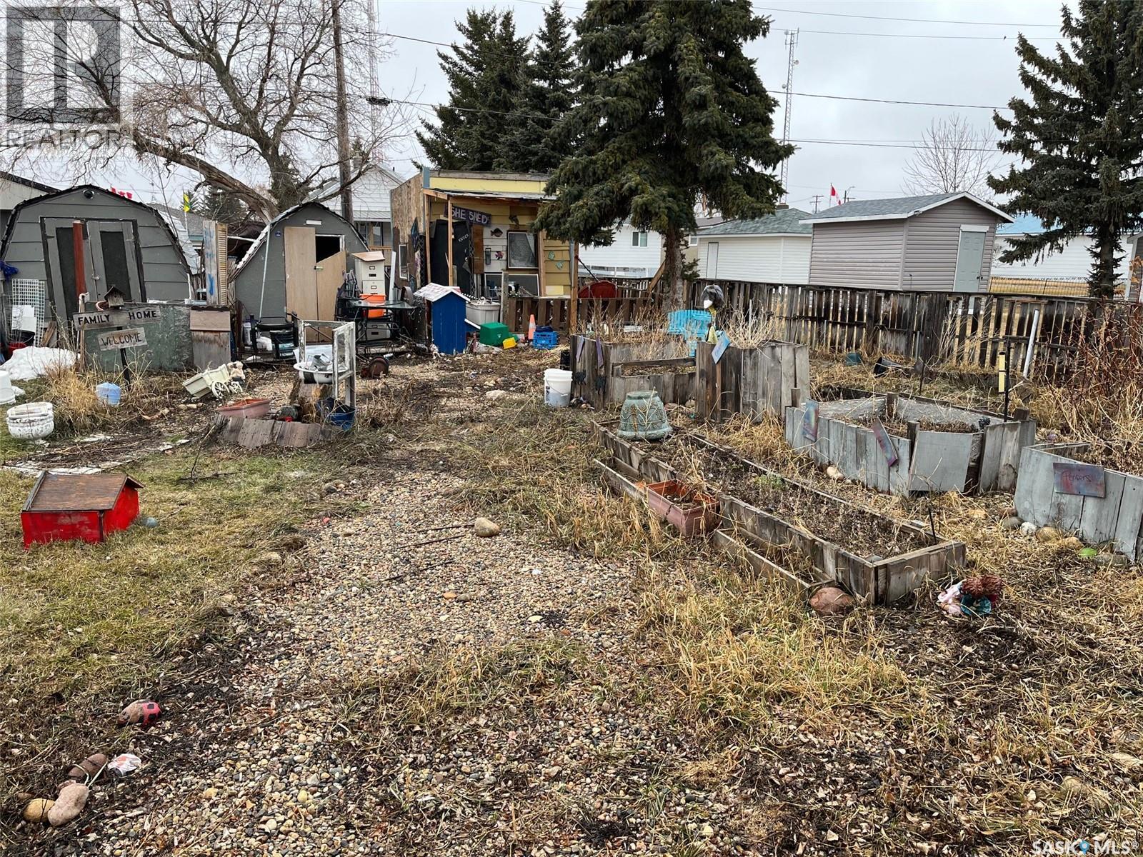 138 1st Avenue E, Montmartre, Saskatchewan  S0G 3M0 - Photo 24 - SK032936