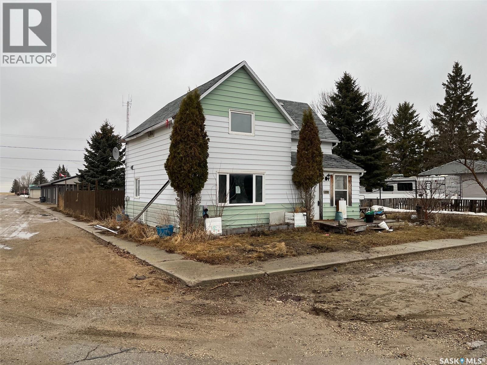 138 1st Avenue E, Montmartre, Saskatchewan  S0G 3M0 - Photo 33 - SK032936