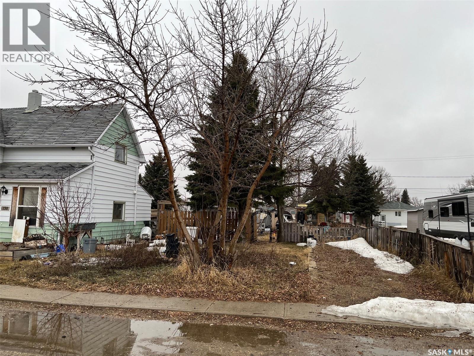 138 1st Avenue E, Montmartre, Saskatchewan  S0G 3M0 - Photo 35 - SK032936