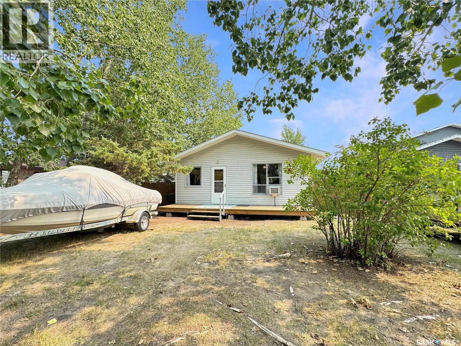 9132 Donald Crescent, Cochin, Saskatchewan  S0M 0L0 - Photo 1 - SK032933
