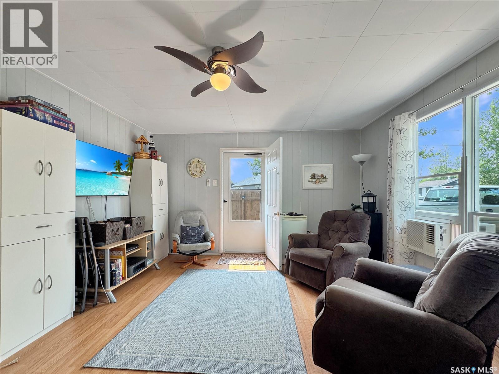 9132 Donald Crescent, Cochin, Saskatchewan  S0M 0L0 - Photo 3 - SK032933