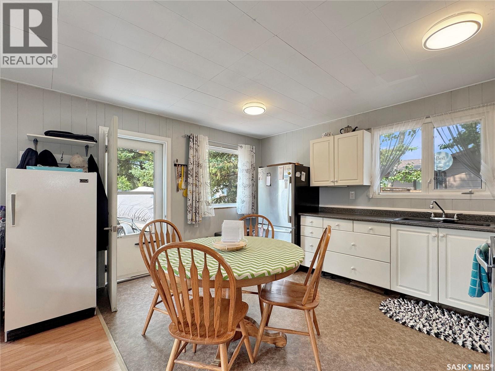 9132 Donald Crescent, Cochin, Saskatchewan  S0M 0L0 - Photo 6 - SK032933