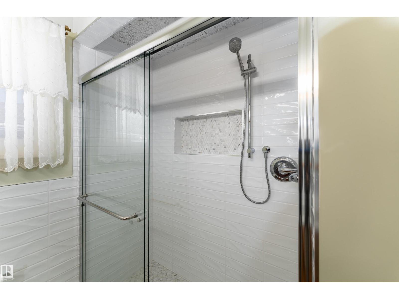 9523 134 Av Nw, Edmonton, Alberta  T5E 1H8 - Photo 27 - E4482240