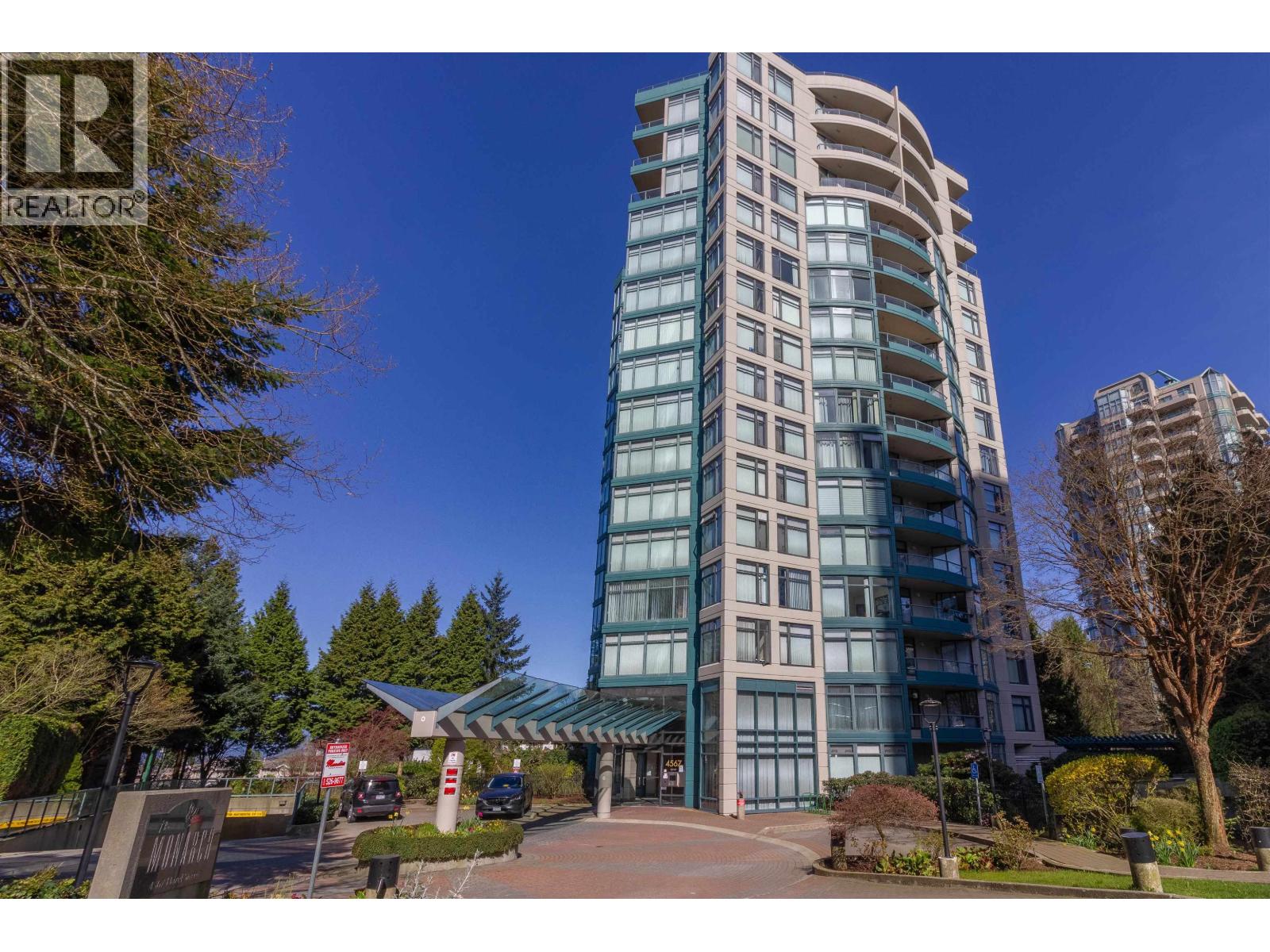 1602 4567 HAZEL STREET, Burnaby, British Columbia