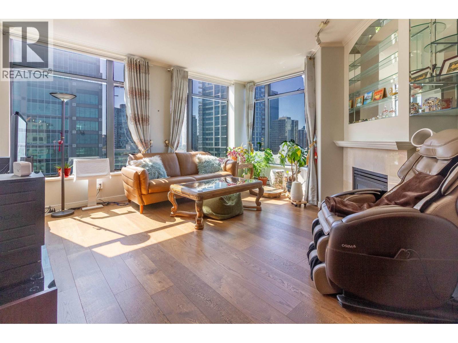 1602 4567 Hazel Street, Burnaby, British Columbia  V5H 4V4 - Photo 3 - R3111213