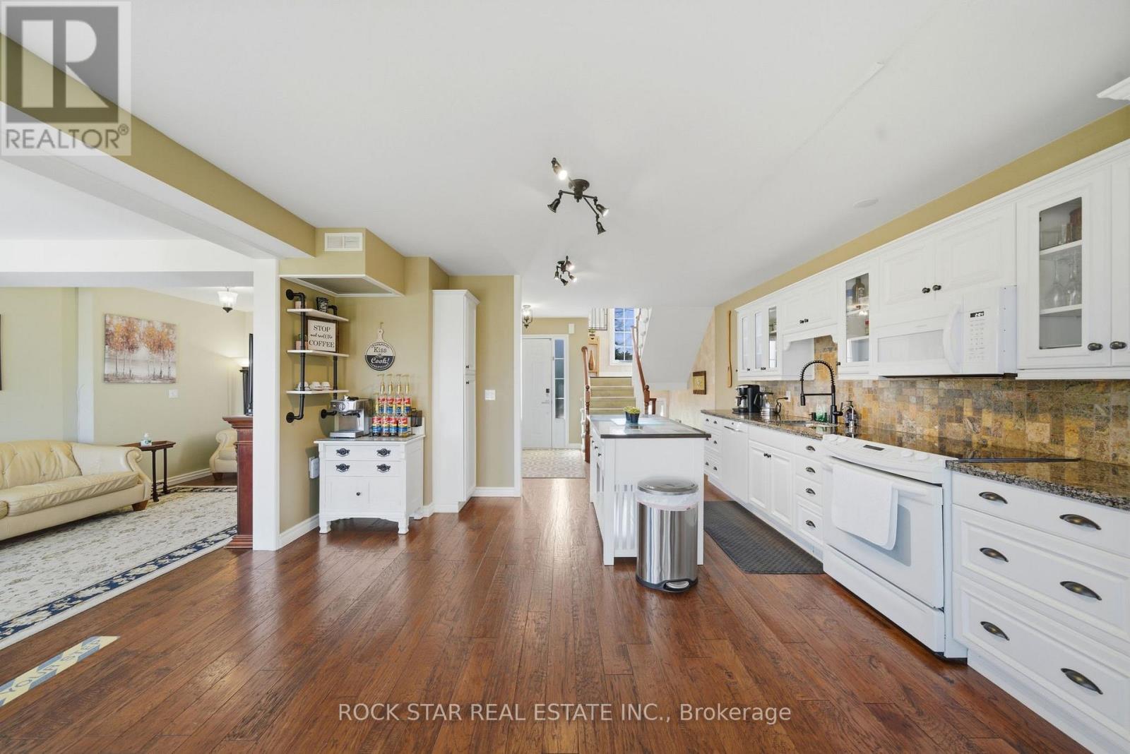 72 Martindale Road, St. Catharines, Ontario  L2S 2Y3 - Photo 8 - X12998560