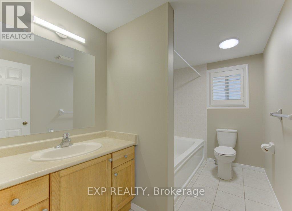 431 Lausanne Crescent, Waterloo, Ontario  N2T 2X6 - Photo 17 - X12998580