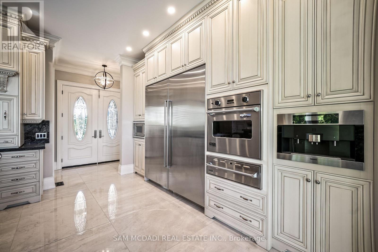 119 Ishwar Drive, Georgian Bluffs, Ontario  N0H 1S0 - Photo 15 - X12998624