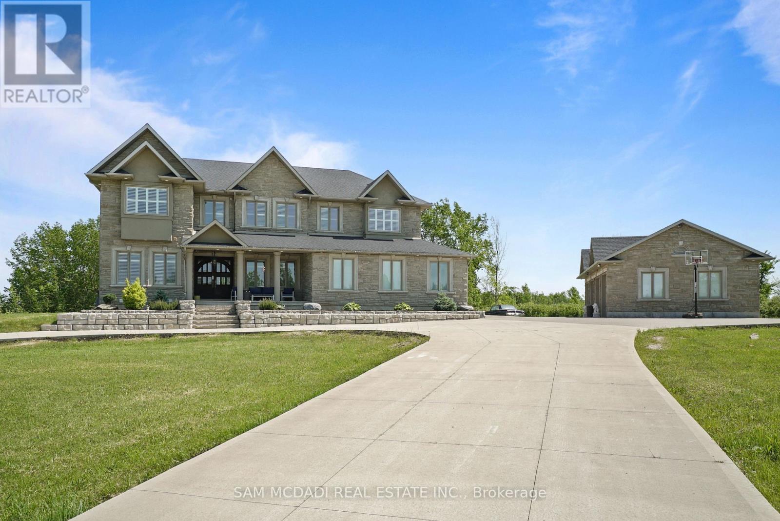 119 Ishwar Drive, Georgian Bluffs, Ontario  N0H 1S0 - Photo 3 - X12998624