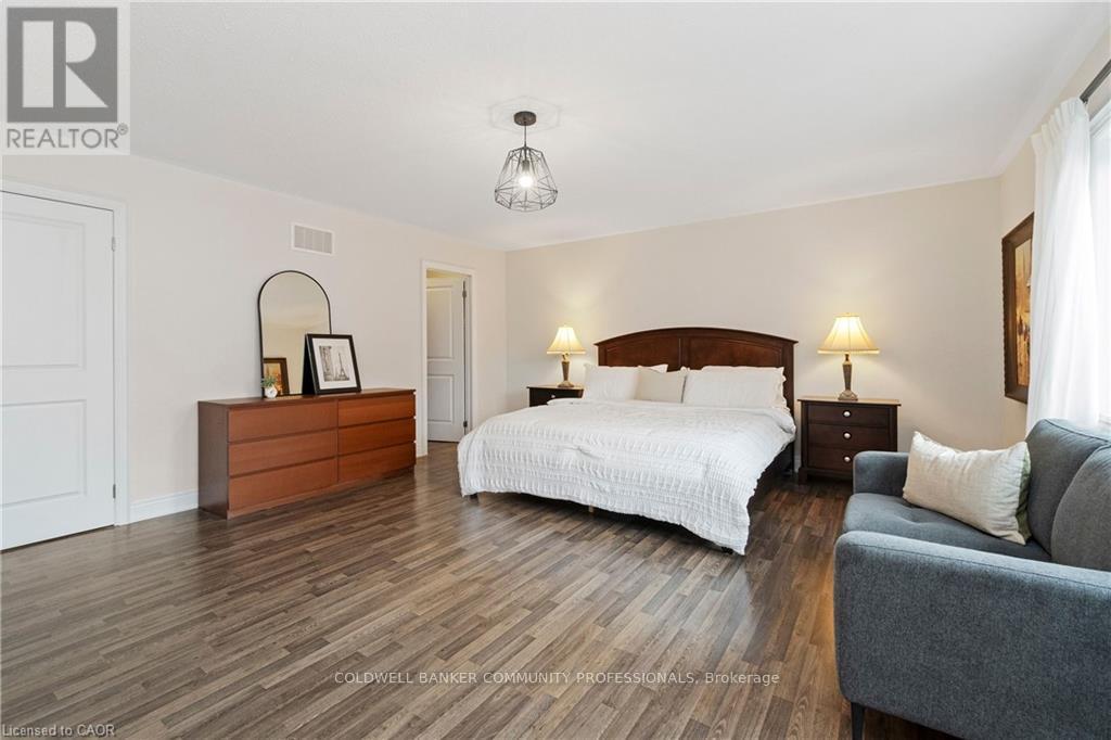 4 Macbean Crescent, Hamilton, Ontario  L8B 0S5 - Photo 21 - X12998680