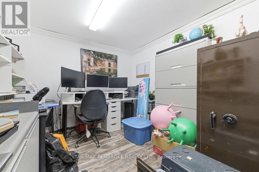 33698 Highway 17 Highway W, Deep River, Ontario  K0J 1P0 - Photo 30 - X12997862