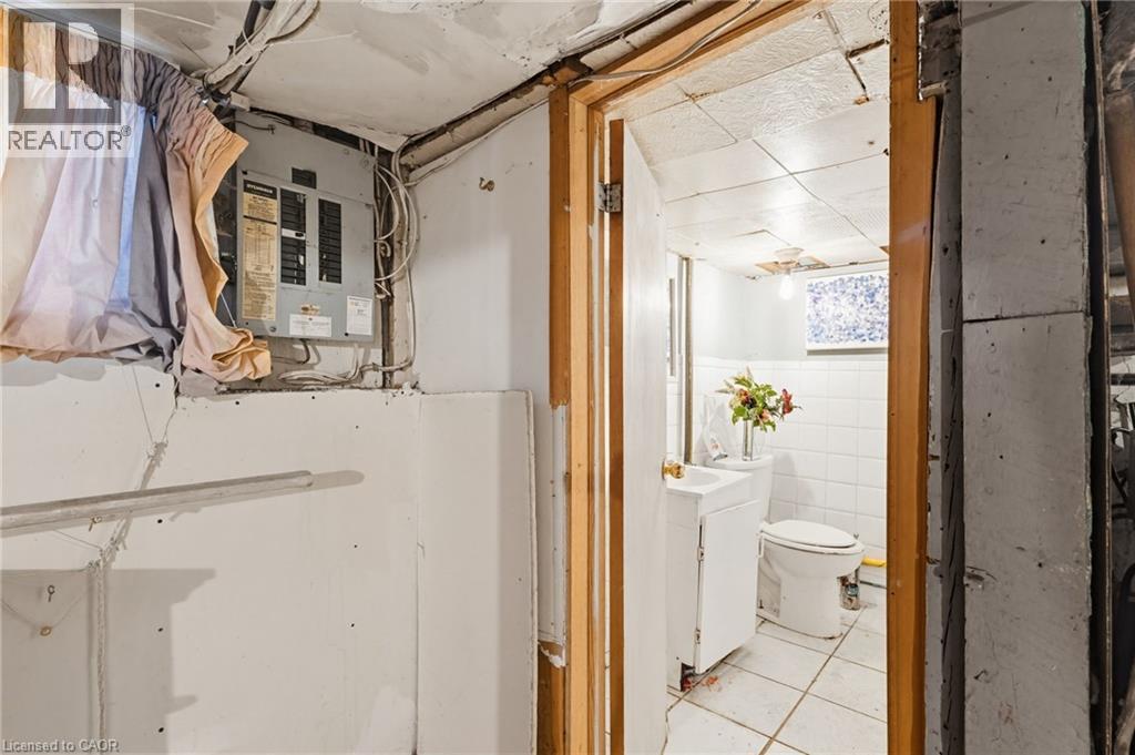 249 Wentworth Street N, Hamilton, Ontario  L8L 5V9 - Photo 21 - 40820866