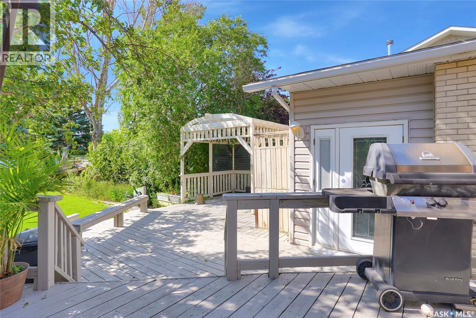 1614 11th Avenue Nw, Moose Jaw, Saskatchewan  S6H 6W9 - Photo 44 - SK026399