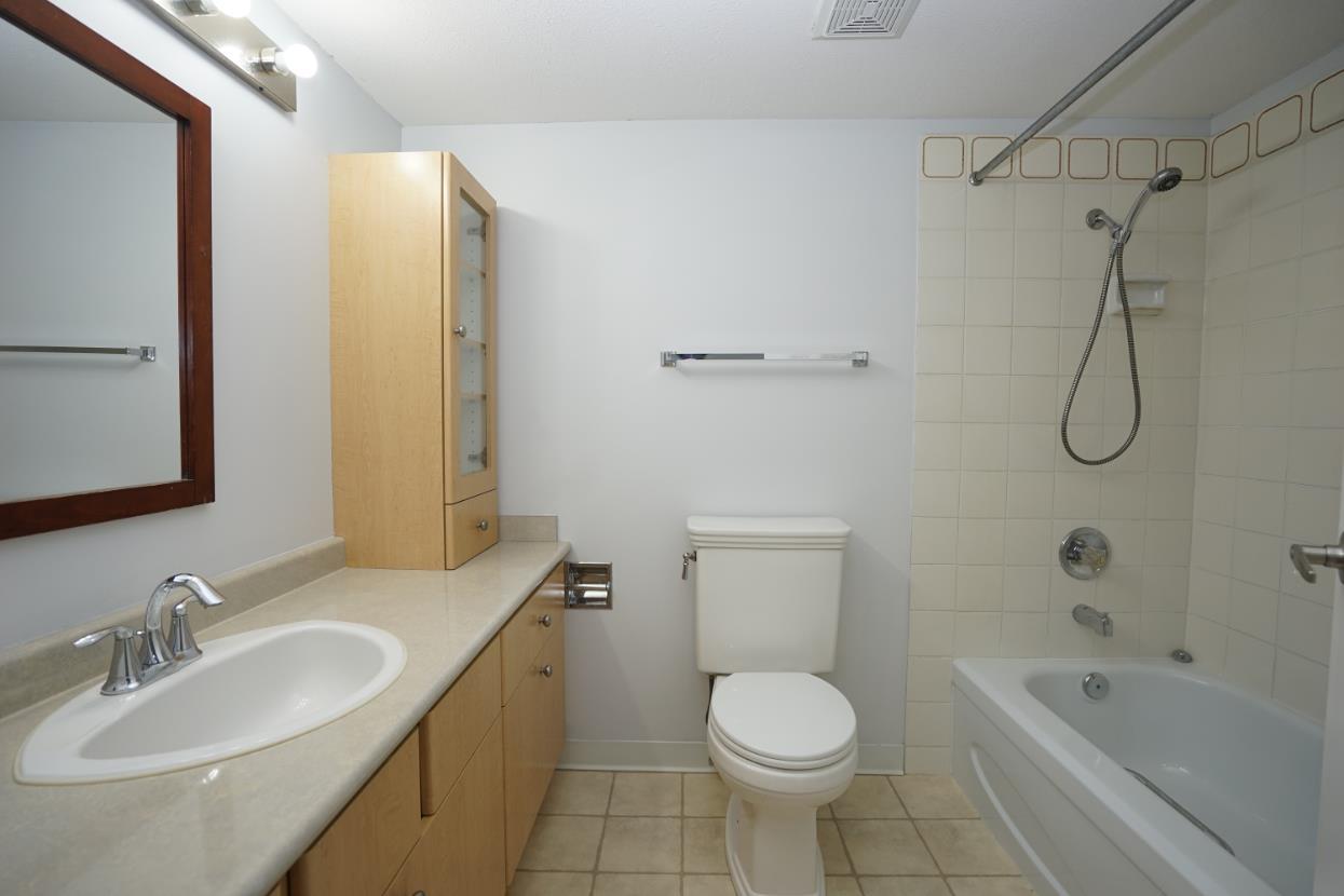 306 15275 19 Avenue, Surrey, British Columbia  V4A 1X6 - Photo 14 - R3105155