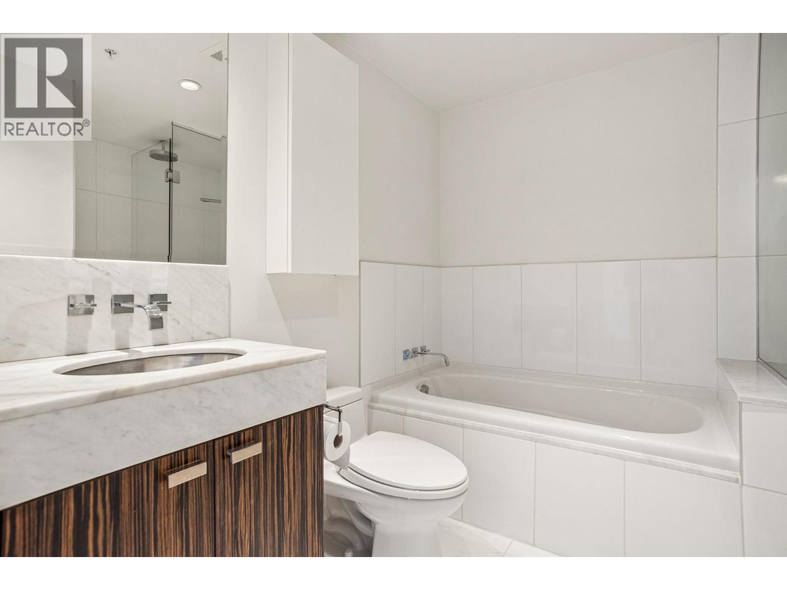 2202 788 Richards Street, Vancouver, British Columbia V6B 0C7 - Photo 10 - R3110947