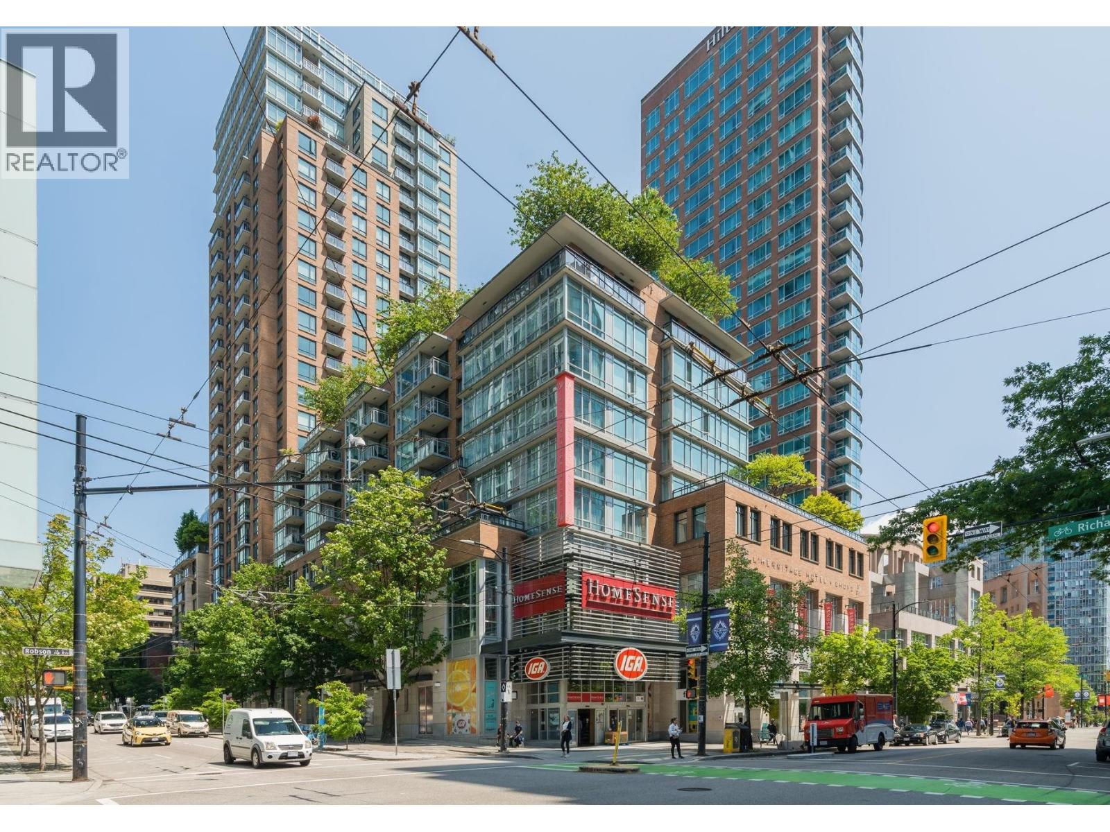 2202 788 RICHARDS STREET, Vancouver, British Columbia