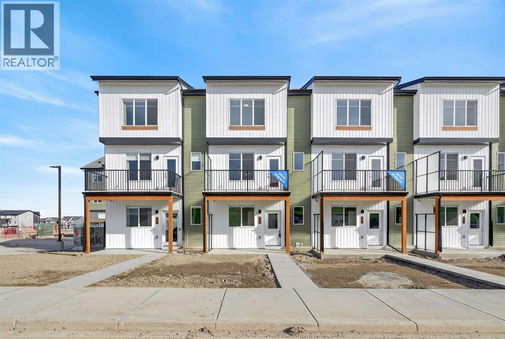 34 Red Embers Plaza Ne, Calgary, Alberta  T3N 2W1 - Photo 1 - A2300550