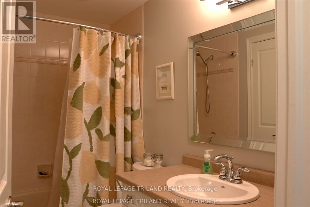 1 - 70 Sunnyside Drive, London North, Ontario  N5X 3W4 - Photo 19 - X12998698