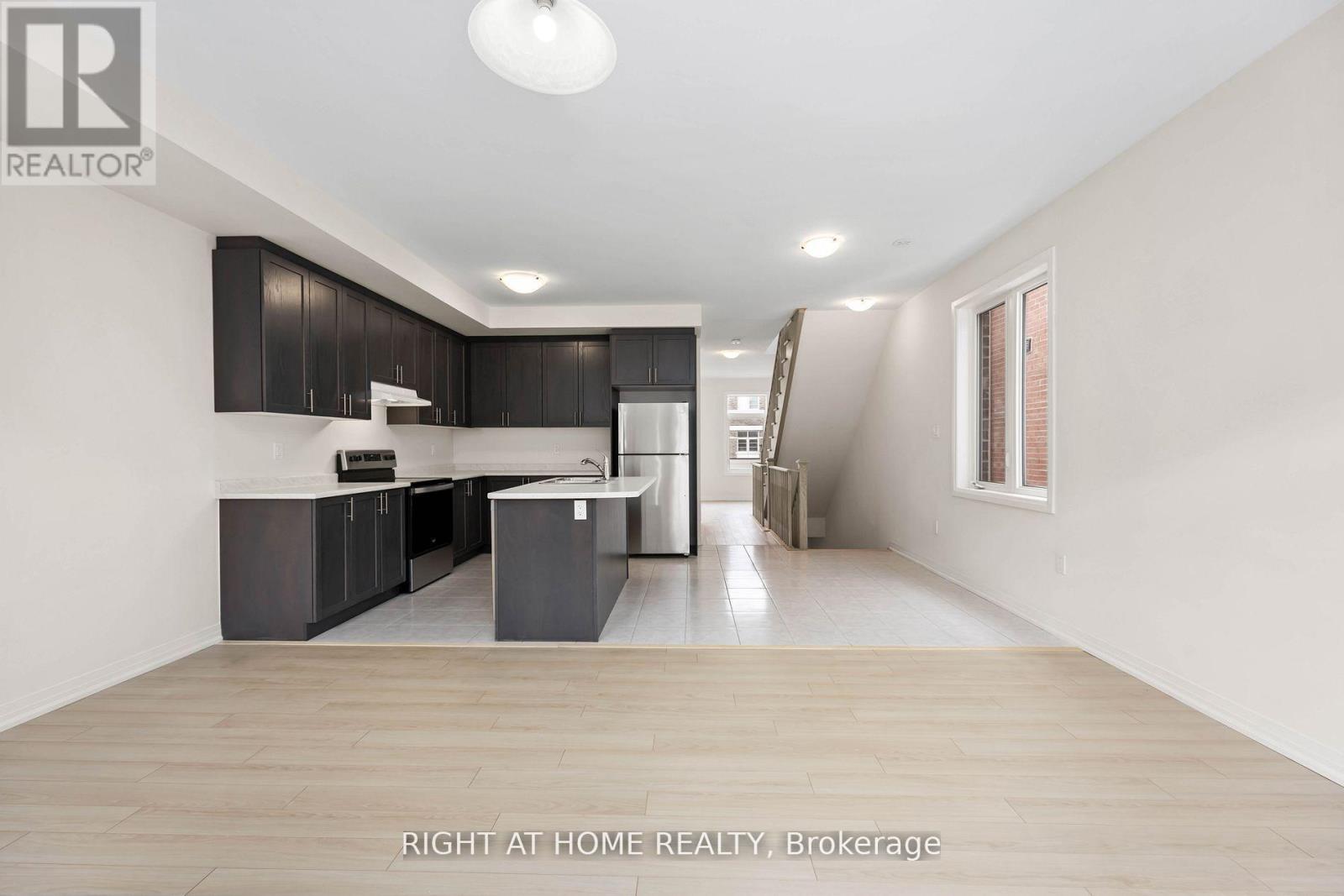 (Upper) - 31 Sissons Way, Markham, Ontario  L6B 0S1 - Photo 4 - N12995524