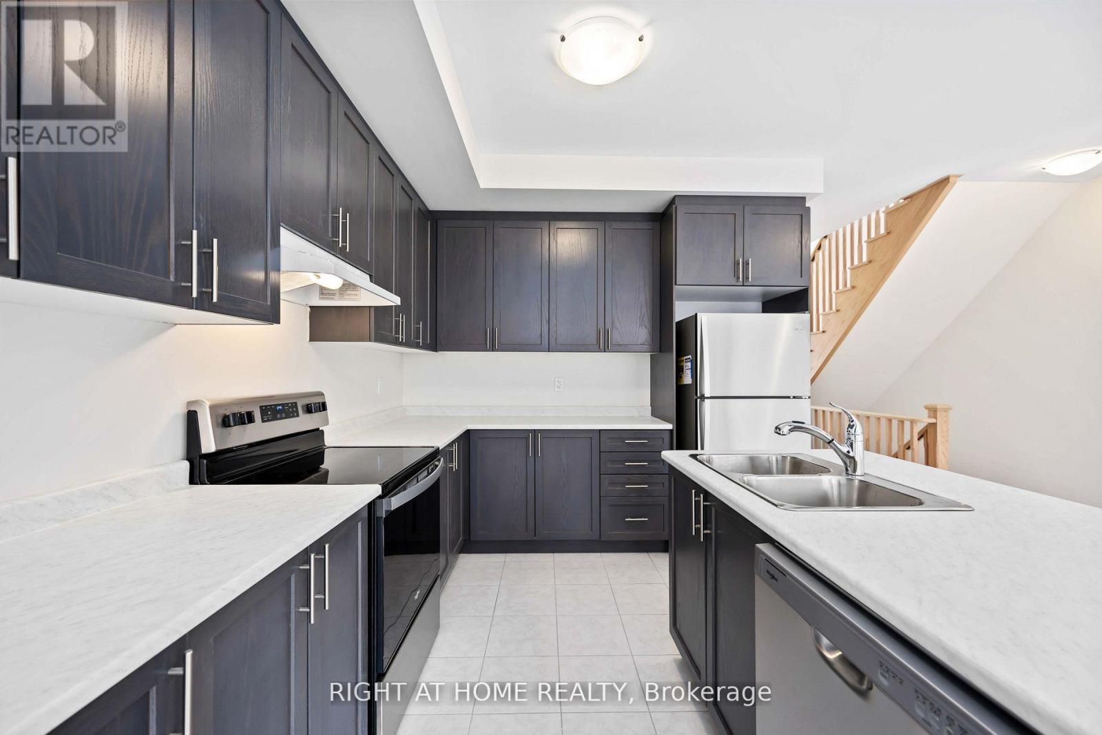 (Upper) - 31 Sissons Way, Markham, Ontario  L6B 0S1 - Photo 7 - N12995524