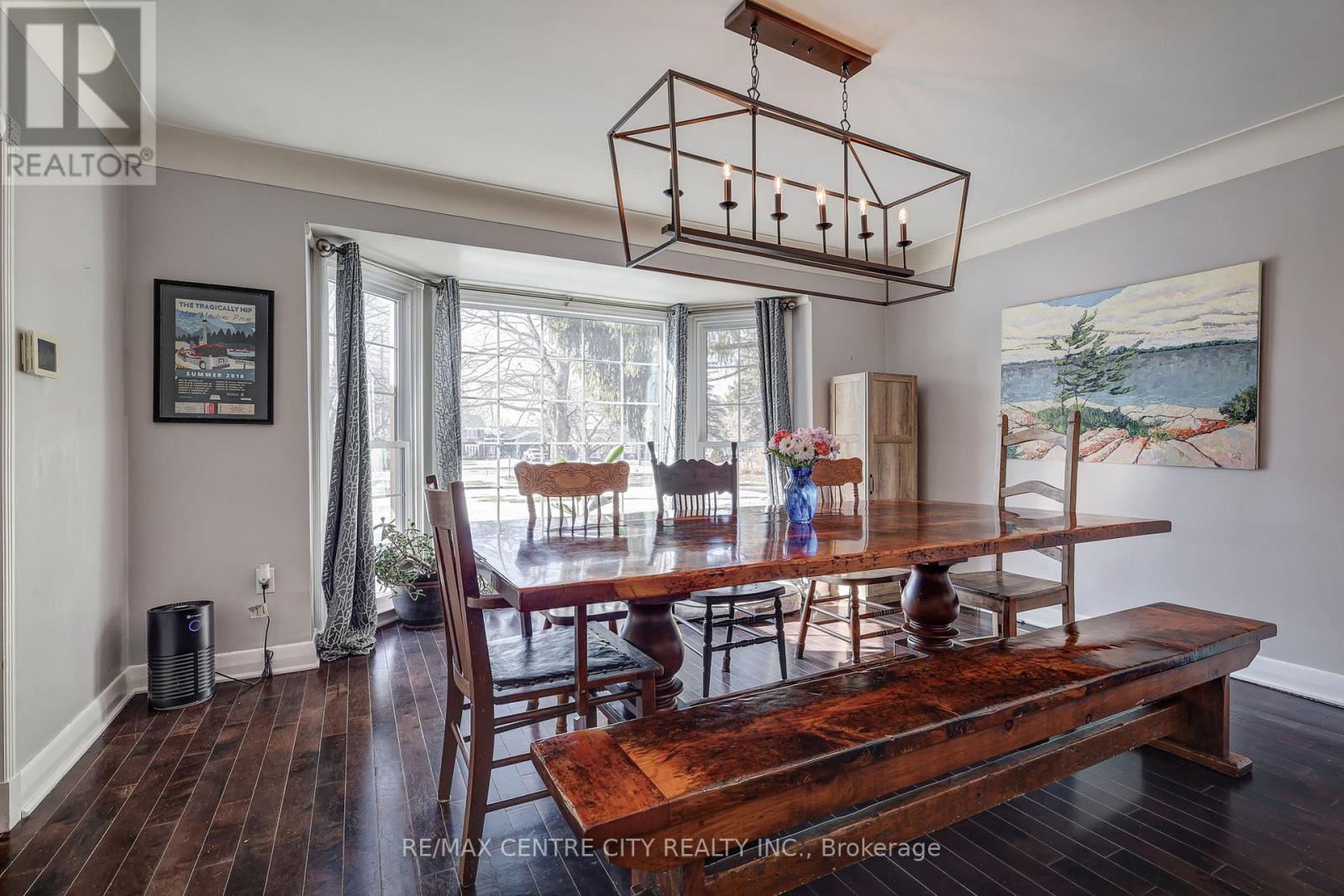 339 Sunset Drive, Central Elgin, Ontario  N5R 3C6 - Photo 12 - X12840160