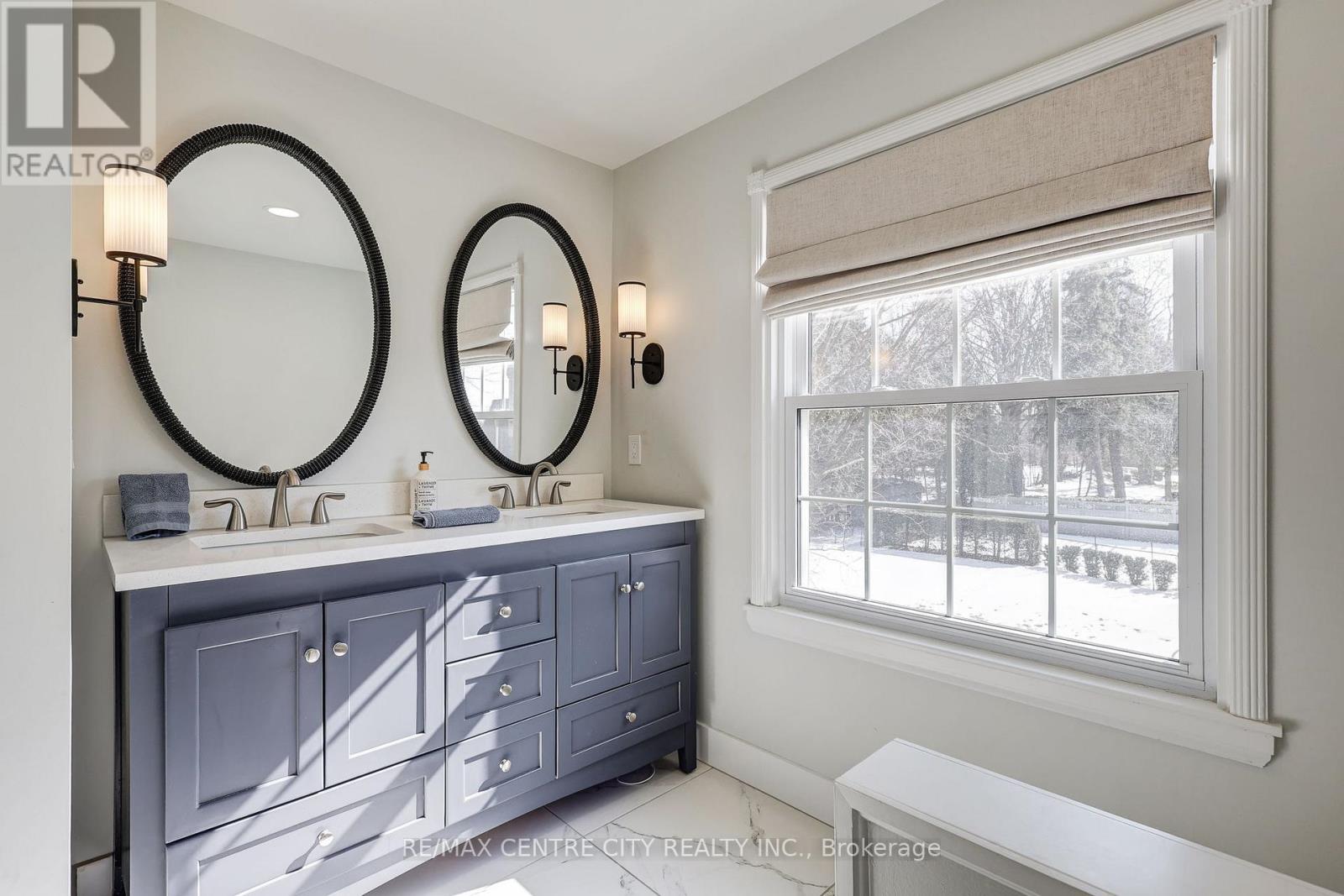 339 Sunset Drive, Central Elgin, Ontario  N5R 3C6 - Photo 27 - X12840160