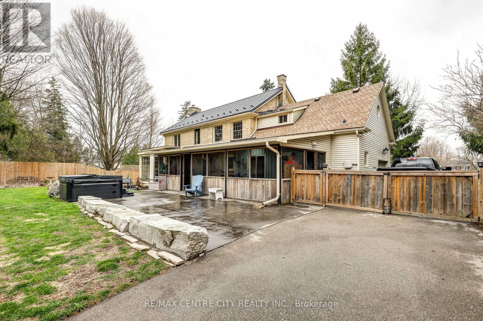 339 Sunset Drive, Central Elgin, Ontario  N5R 3C6 - Photo 41 - X12840160