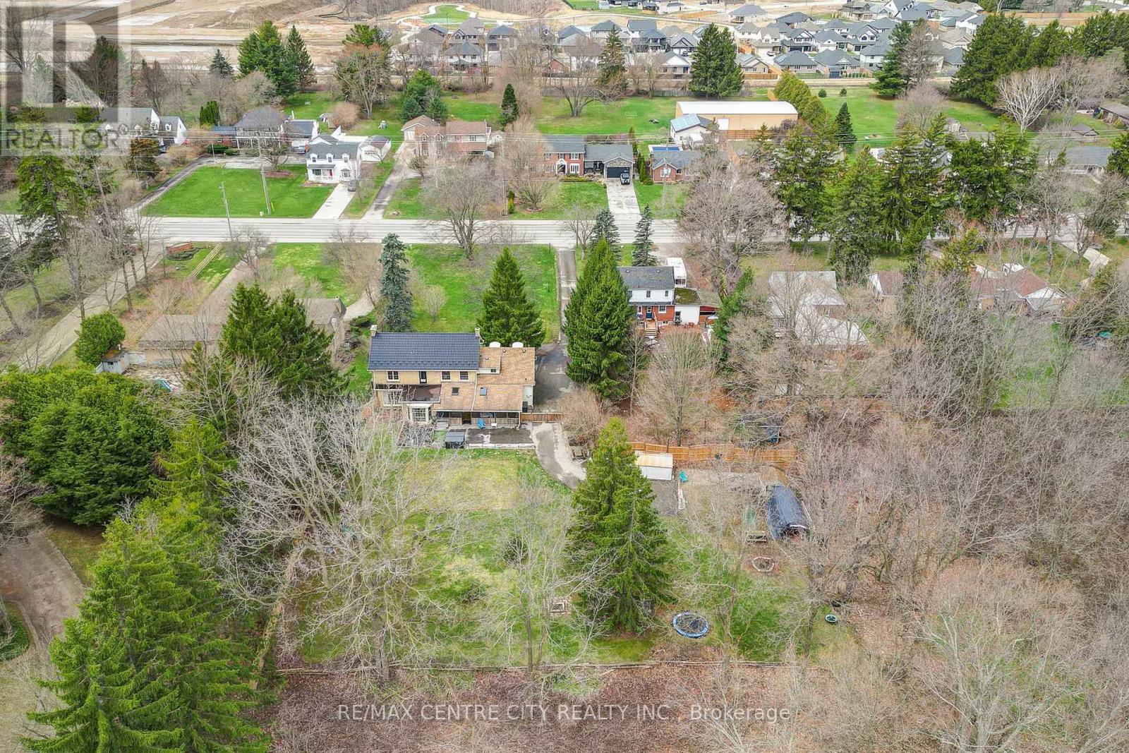 339 Sunset Drive, Central Elgin, Ontario  N5R 3C6 - Photo 47 - X12840160