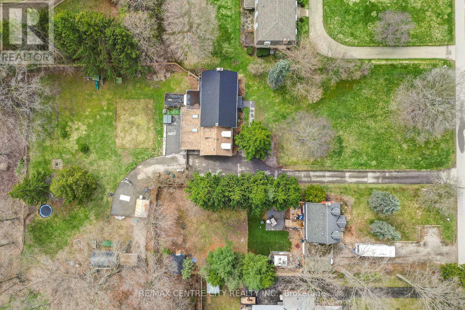 339 Sunset Drive, Central Elgin, Ontario  N5R 3C6 - Photo 48 - X12840160