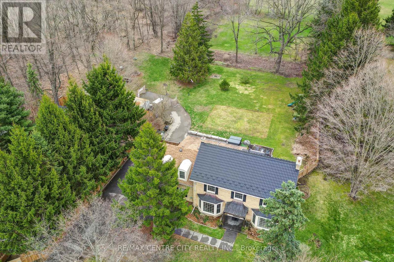 339 Sunset Drive, Central Elgin, Ontario  N5R 3C6 - Photo 5 - X12840160