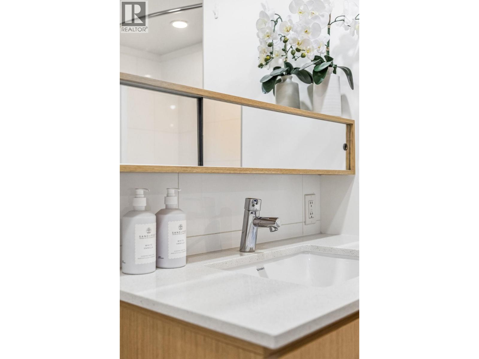 211 221 E 3rd Street, North Vancouver, British Columbia  V7L 0C1 - Photo 17 - R3111465