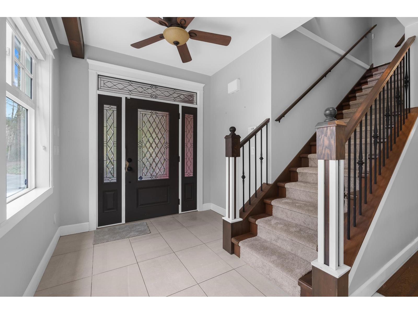 34553 Penner Avenue, Mission, British Columbia  V2V 6W1 - Photo 8 - R3109453