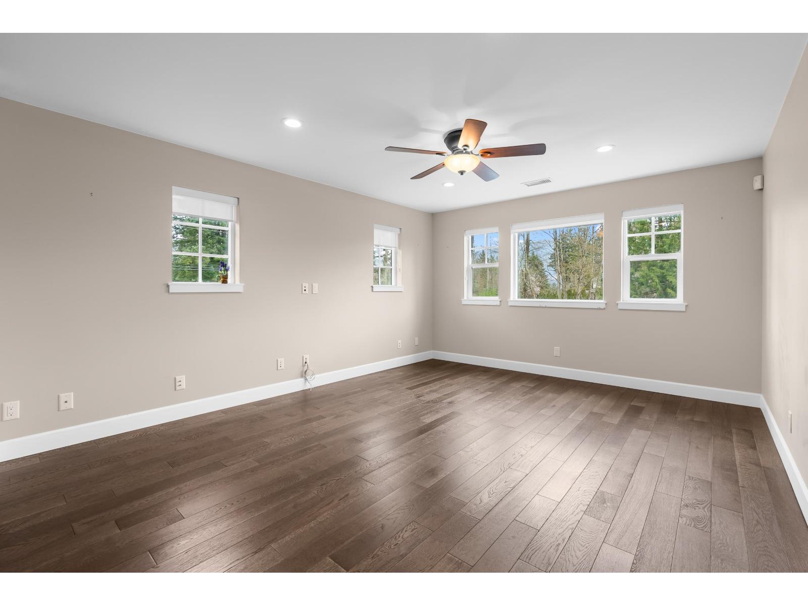 34553 Penner Avenue, Mission, British Columbia  V2V 6W1 - Photo 21 - R3109453