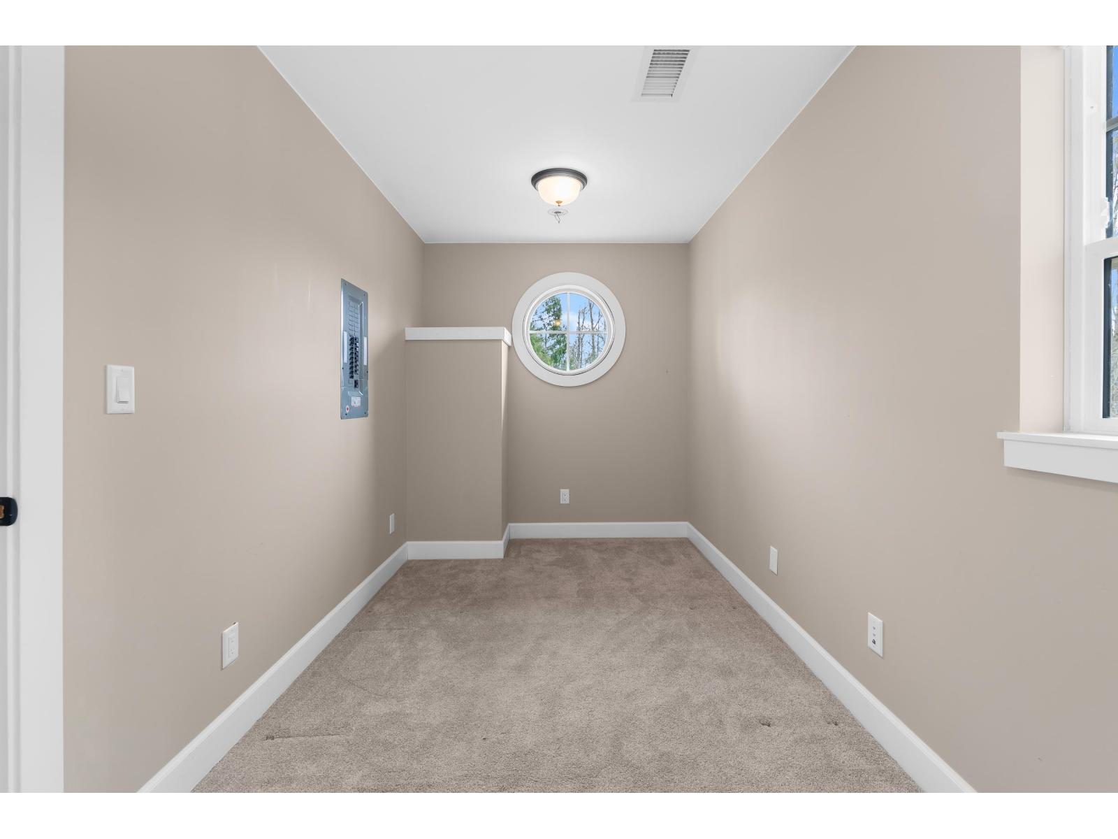 34553 Penner Avenue, Mission, British Columbia  V2V 6W1 - Photo 28 - R3109453