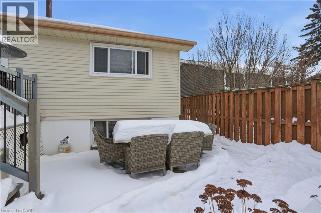 697 Lomond Crescent, Burlington, Ontario  L7L 2N8 - Photo 37 - 40820758