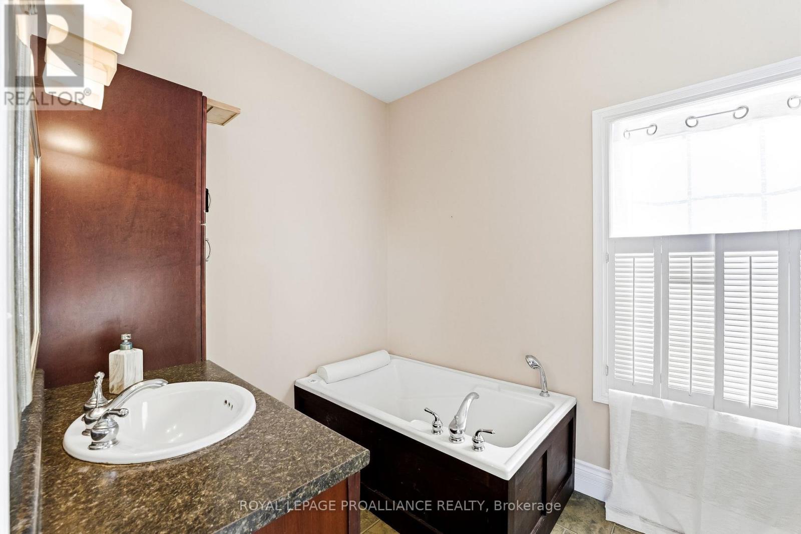 241 Deele Road, Cramahe, Ontario  K0K 1S0 - Photo 24 - X12998710