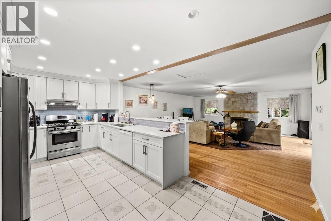 19607 SOMERSET DRIVE, Pitt Meadows, British Columbia