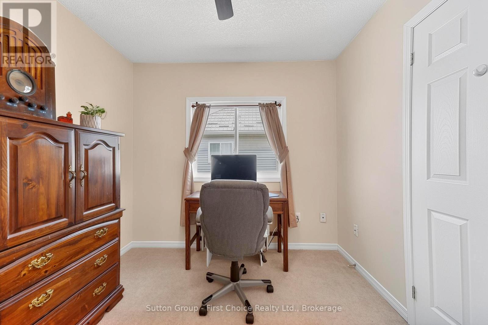 670 Reid Crescent, North Perth, Ontario  N4W 0A1 - Photo 25 - X12998724