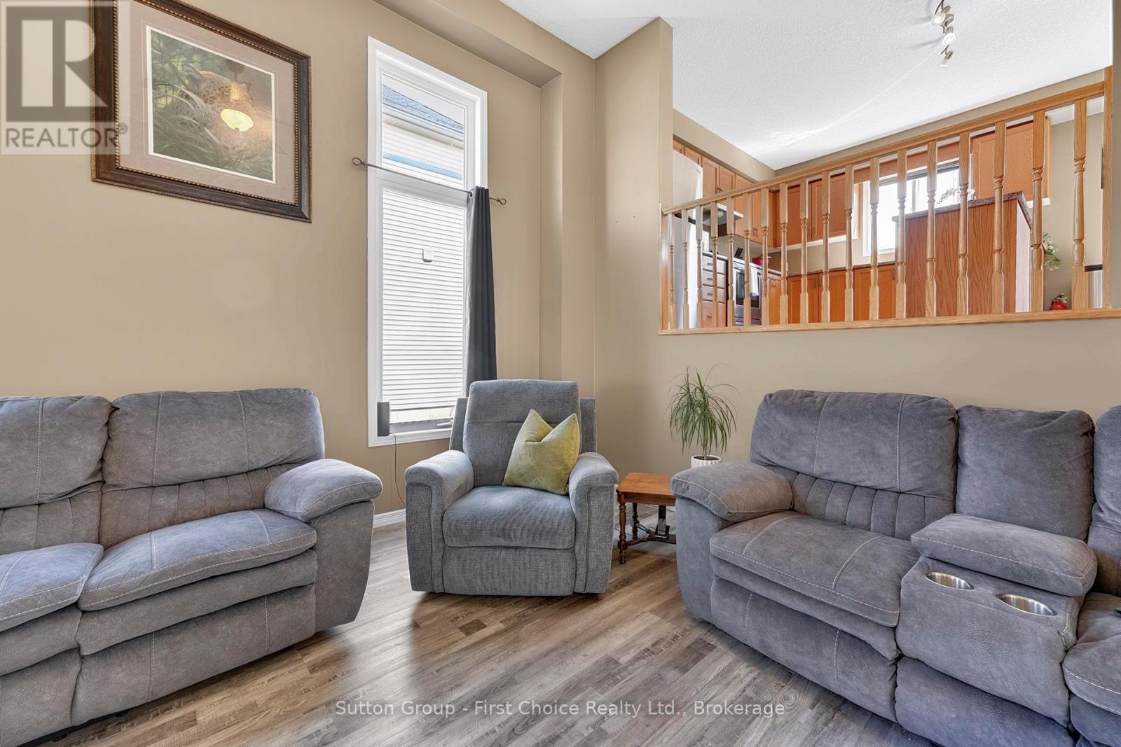 670 Reid Crescent, North Perth, Ontario  N4W 0A1 - Photo 9 - X12998724