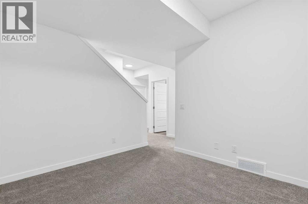 54 Creekside Way Sw, Calgary, Alberta  T2X 6E2 - Photo 37 - A2300549