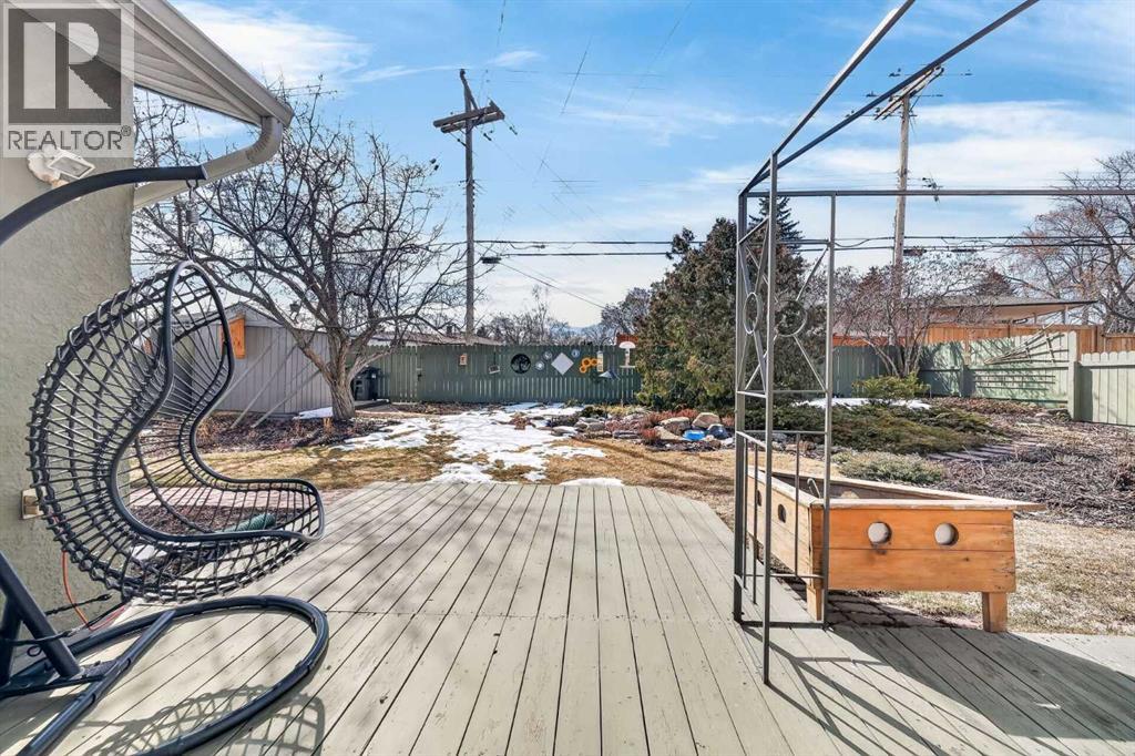 7511 5 Street SW, Calgary, Alberta  T2V 1B7 - Photo 22 - A2301068