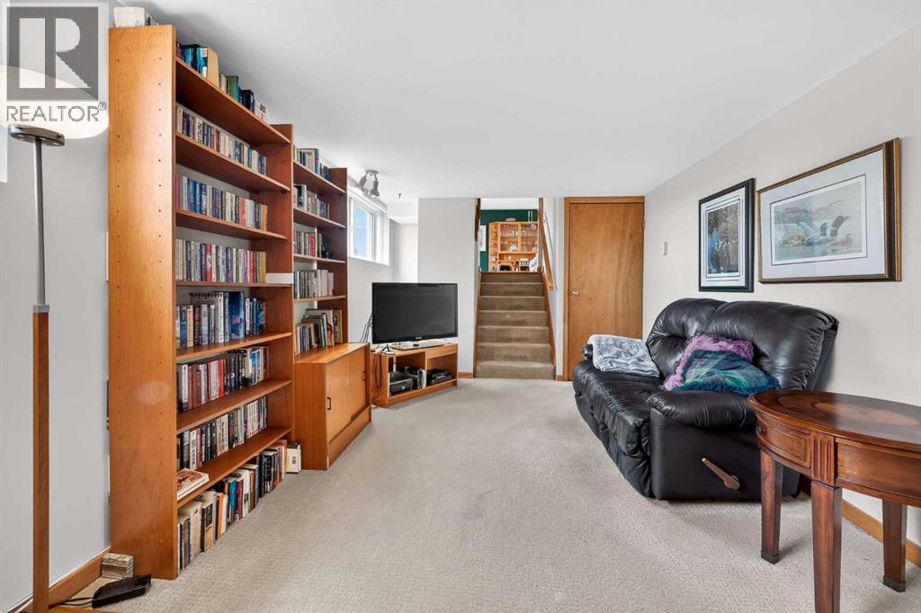 7511 5 Street SW, Calgary, Alberta  T2V 1B7 - Photo 19 - A2301068