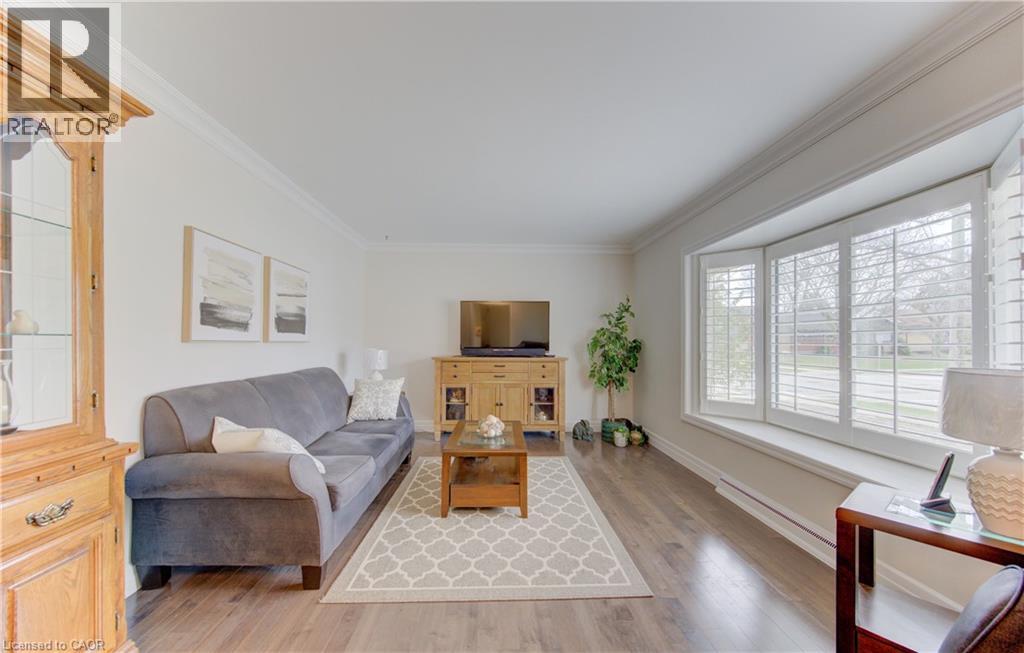 196 Lourdes Street, Waterloo, Ontario  N2L 1N7 - Photo 13 - 40811827