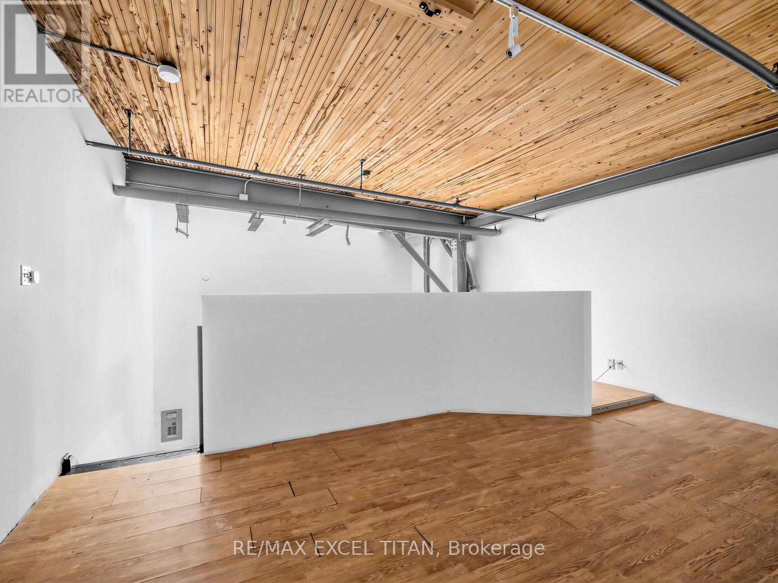 11 - 221 Sterling Road E, Toronto, Ontario  M6P 3L4 - Photo 16 - C12998716