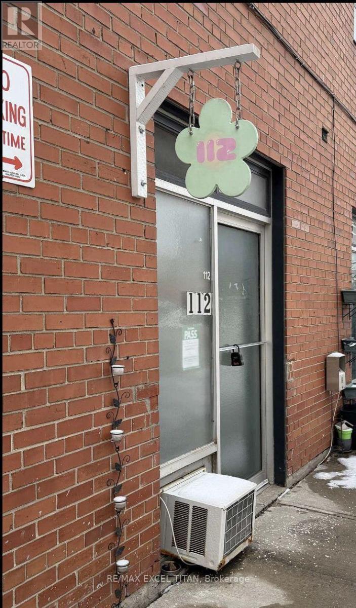 112 - 227 Sterling Road, Toronto, Ontario  M6P 3L4 - Photo 2 - C12998726