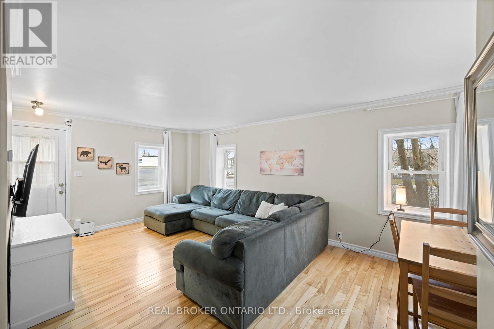 131 Mcdonald Street, Carleton Place, Ontario  K7C 3R4 - Photo 12 - X12998732