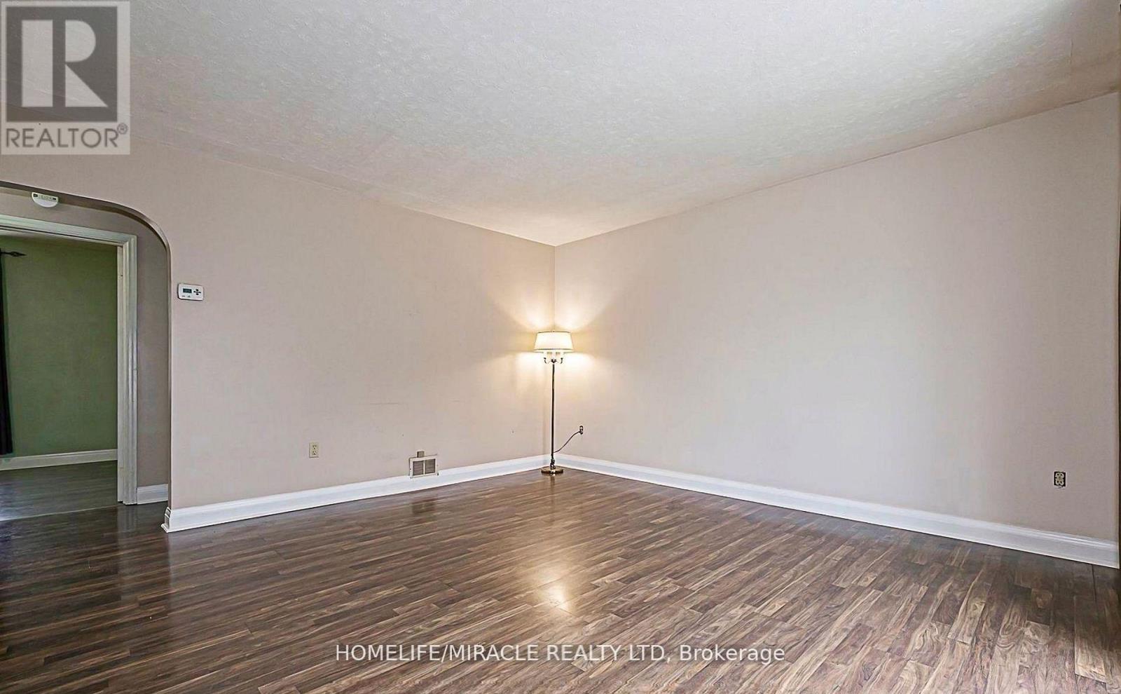 Main - 19 Herbert Avenue, Oshawa, Ontario  L1G 3Y7 - Photo 11 - E12998722