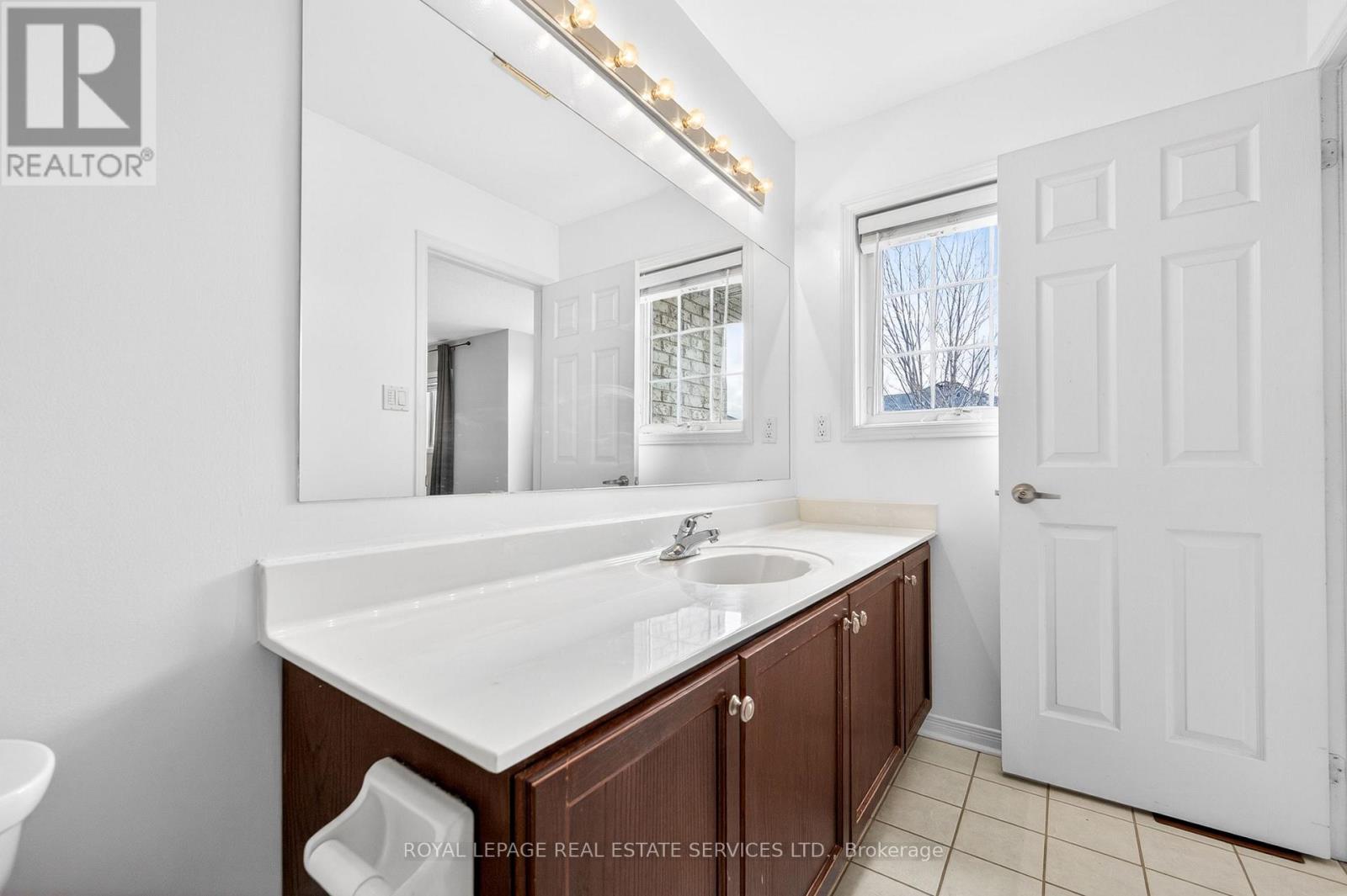 4 - 5090 Fairview Street, Burlington, Ontario  L7L 7H5 - Photo 16 - W12815680